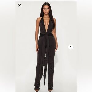 Elegant Black Halter Jumpsuit Sz XL NWT